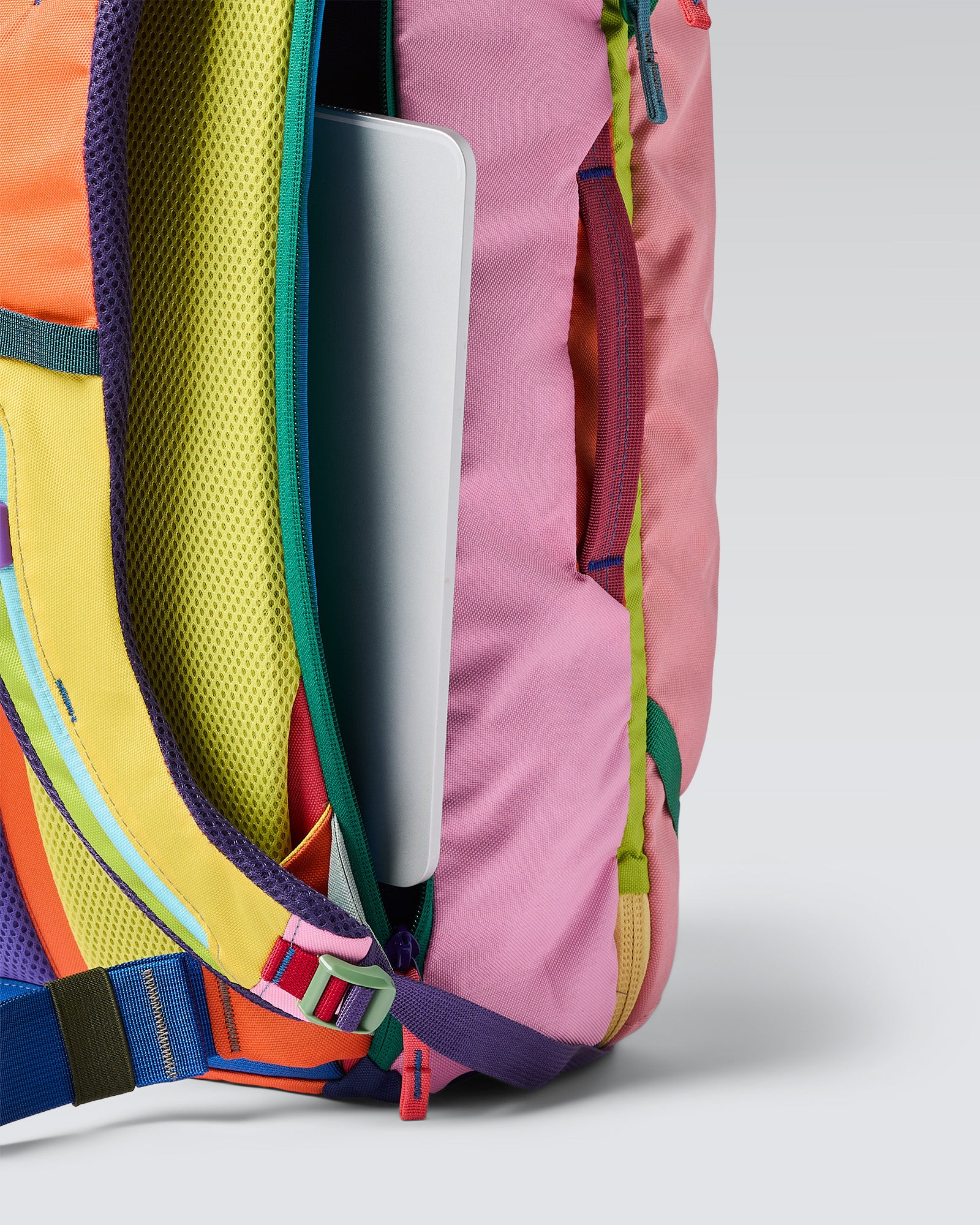 Cotopaxi Backpack Allpa 28L Travel Pack Del Dia