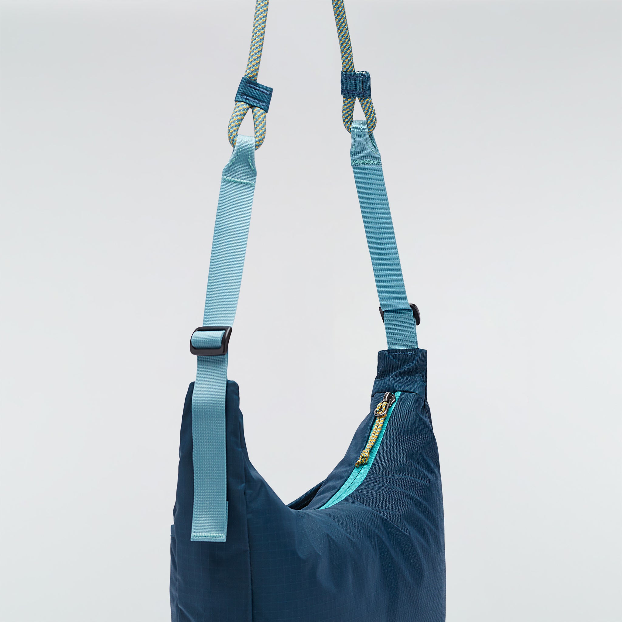 Cotopaxi handbag Trozo 8L Cada Dia