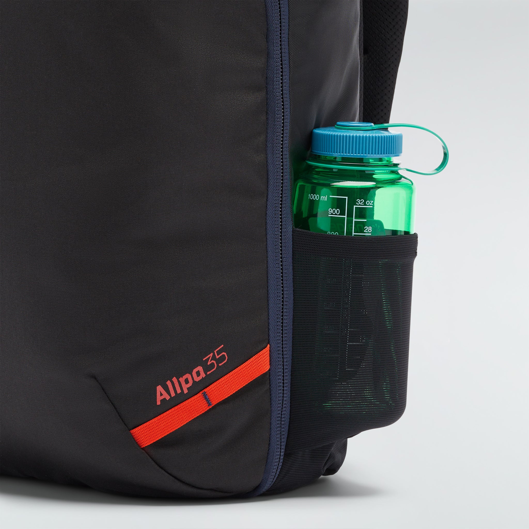 cotopaxi allpa 35l europe Cotopaxi Backpack Allpa 35L Travel Pack Dark Del Dia