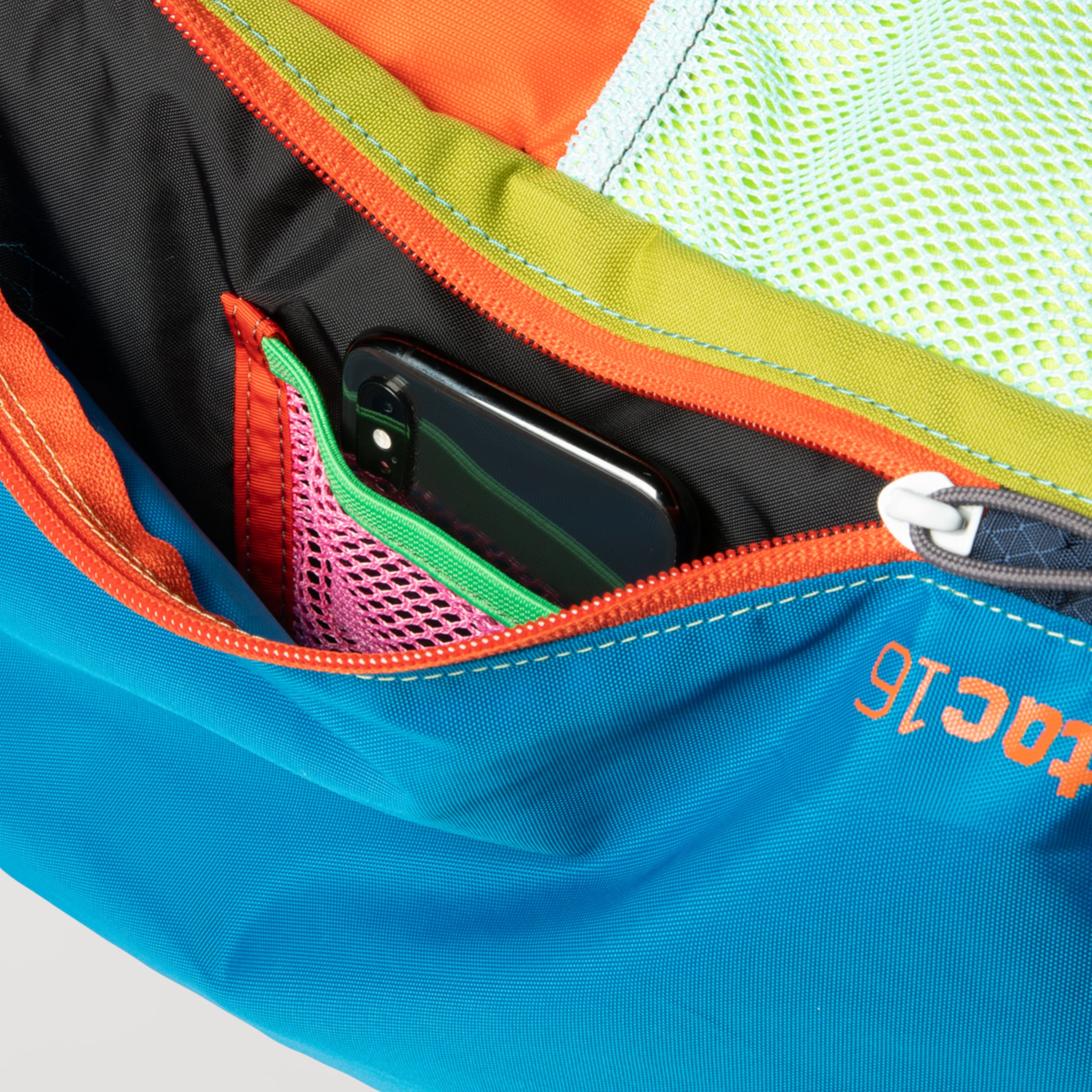 cotopaxi batac 16l del dia backpack Cotopaxi Backpack Batac 16L Del Dia